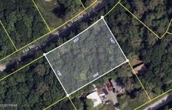 2728 Fox Road, Dingmans Ferry, PA 18328
