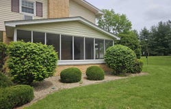 302 Hillcrest Dr., Hamilton, IL 62341