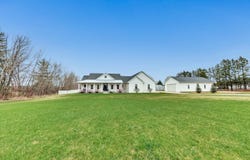 2516 SUNNY BROOK Drive, GREEN BAY, WI 54313-4646