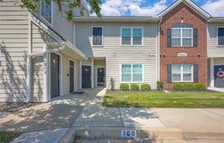 11616 Tomahawk Creek Parkway, Leawood, KS 66211