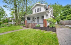 1508 Rydalmount Road, Cleveland Heights, OH 44118