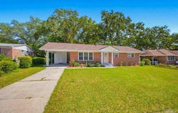 812 Ash Dr, Pensacola, FL 32503