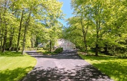 13913 County Line Road, Novelty, OH 44072