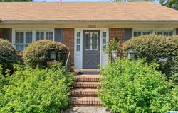 300 LEACH DRIVE, BIRMINGHAM, AL 35213