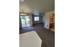 257 SMITH Loop, Springfield, OR 97478