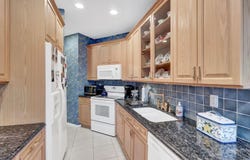 202 Carriage Lane, Plainview, NY 11803