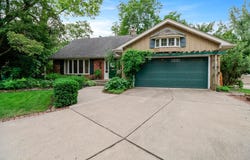 1322 Fisher Street, Munster, IN 46321