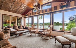 160 N State Road 35, Alma, WI 54610