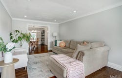 858 Chelsea Avenue, Glendale, MO 63122