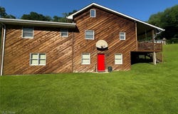1321 Congo Arroyo Road, New Cumberland, WV 26047
