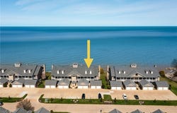 2892 Whispering Shores Drive, Vermilion, OH 44089