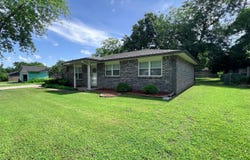 2111 L Street SW, Miami, OK 74354