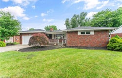 853 Almasy Drive, Campbell, OH 44405