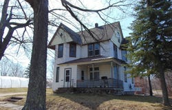 110 E River, Ontonagon, MI 49953