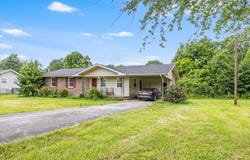 104 Johnson Street, LaFayette, GA 30728