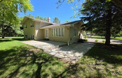 38608 129th Street, Aberdeen, SD 57401