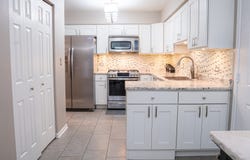 103 Hampton Boulevard, Lake Bluff, IL 60044