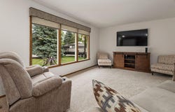 5035 S 65th St, Greenfield, WI 53220