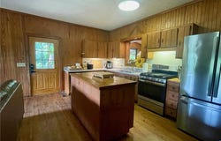 452 Marion County 3048, Yellville, AR 72687