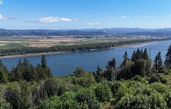 1085 OAK POINT RD, Longview, WA 98632