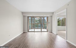 19385 CYPRESS RIDGE Terrace, LEESBURG, VA 20176