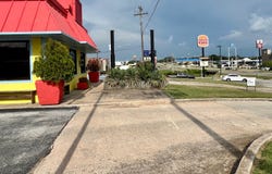 2611 West Broadway, Ardmore, OK 73401