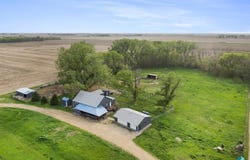 30021 471st Ave, Beresford, SD 57004