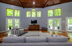 4077 Pinewood Drive, Benton Harbor, MI 49022