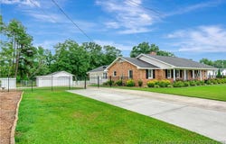 52 N Hill Street Road, Red Springs, NC 28377