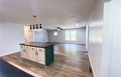 201 W Kelley Avenue, Leeton, MO 64761