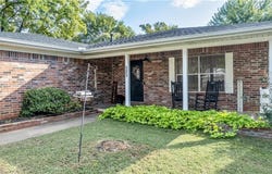 505 Juniper LN, Muldrow, OK 74948