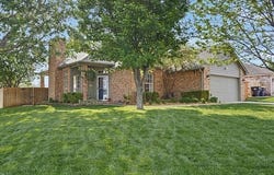 11701 S Forest Court, Jenks, OK 74037