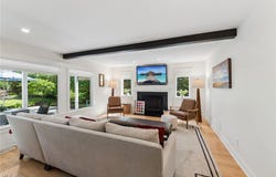 21099 Shelburne Road, Shaker Heights, OH 44122