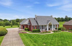 107 Fairway Dr, Hodgenville, KY 42748