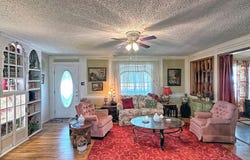 2307 Crystal Dr, Athens, TX 75751