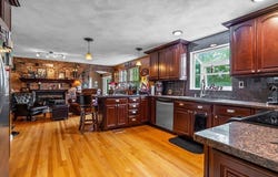 44 Amberwood Drive, Winchester, MA 01890