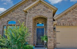1818 Vallana Drive, Gainesville, TX 76240