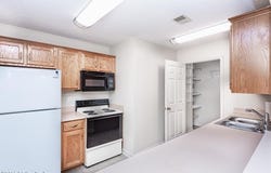 134 Huron Ct, Shepherdsville, KY 40165