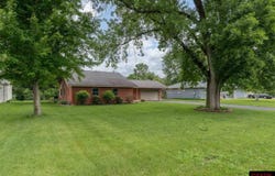 50 Skyline Drive, Mankato, MN 56001