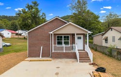 605 Brummit Street, Rogersville, TN 37857