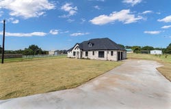 1001 Henry Way, Springtown, TX 76082
