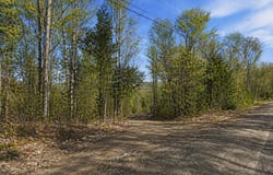 Airline Road, Clifton, ME 04428