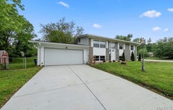 11605 Oakbury Court, Bridgeton, MO 63044