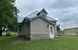 335 E Short Street, Leigh, NE 68643