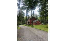 7 Allegheny Road, Upper Mt Bethel Twp, PA 18343