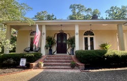 1703 Bramblewood Dr, Columbus, MS 39705