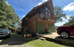909 Pershing Street, McComb, MS 39648
