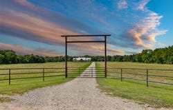 405 County Road 156, Whitesboro, TX 76273
