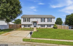 8 TAOS CIR, BALTIMORE, MD 21220