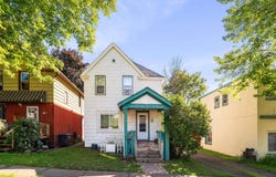 420 S 18th Ave E, Duluth, MN 55812